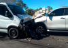 Colisão frontal deixa três pessoas feridas na rodovia Luiz Rosso
