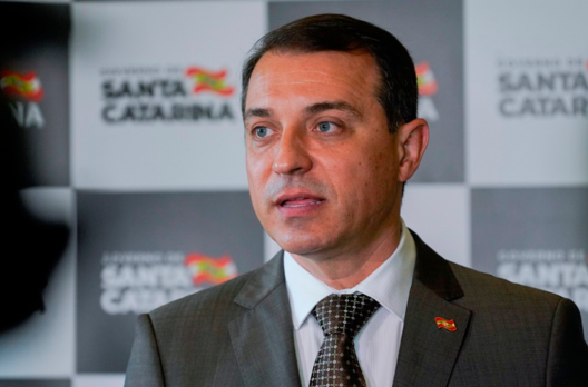 Carlos Moisés seria bem vindo ao MDB, mas teria que passar por processo de escolha