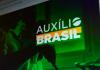 Beneficiários do Auxílio Brasil com NIS final 4 recebem nesta quarta-feira