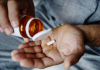 Com aumento nos preços dos medicamentos, palavra de ordem é economizar