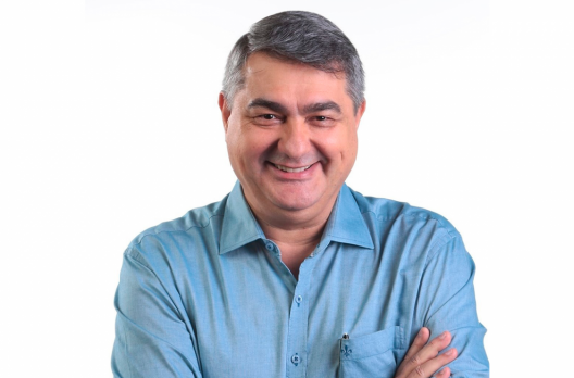 Antídio volta atrás e mantém candidatura