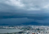Reviravolta: ciclone extratropical traz risco de temporais e granizo em SC no fim de semana