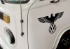 Kombi circulando com símbolo associado ao nazismo gera mal-estar em SC
