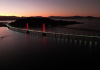 CCR ViaCosteira: Iluminação da Ponte Anita Garibaldi faz homenagem a Rainha Elizabeth II com as cores do Reino Unido