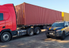 Mais de 15 toneladas de excesso são flagradas em bitrem na BR-101 em Araranguá