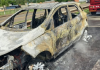 Veículo pega fogo e é destruído em Santa Rosa do Sul