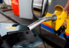 Petrobras anuncia redução no preço de distribuição da gasolina e do gás de cozinha