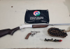 PM apreende armas após discussão entre casal em Balneário Arroio do Silva