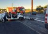 Motorista fica preso nas ferragens de carro após acidente em Meleiro