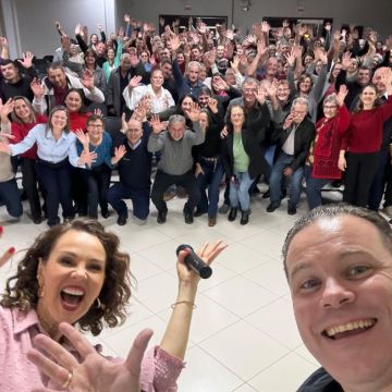 Destacando autoconhecimento e Inteligência Emocional Cooperja promove encontro de casais