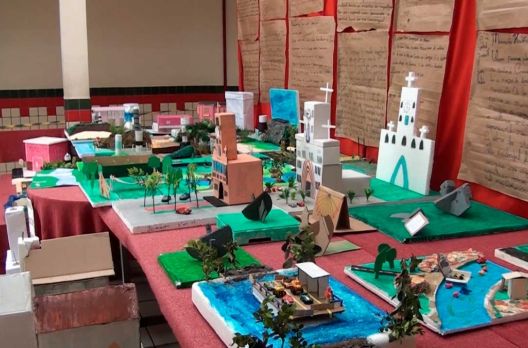 EEB Isabel Flores Hubbe: projeto de maquetes traz visibilidade a cultura e história de Ar...