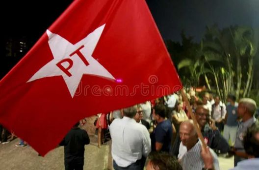 Esquerda precisa repensar seu futuro para se manter viva