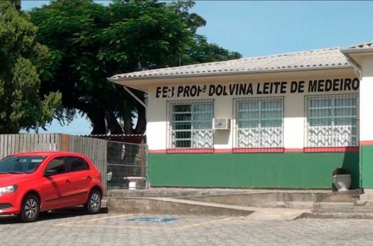 (VIDEO) E.E.B Profª Dolvina Leite de Medeiros: problemas na rede elétrica impossibilita ...