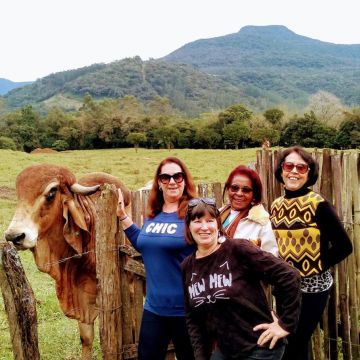 Balneário Gaivota: Idosos resgatam memórias em passeio