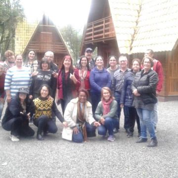 Balneário Gaivota: Idosos resgatam memórias em passeio