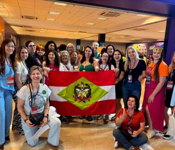 Sombrio marca presença na 5ª Conferência Nacional de Políticas para as Mulheres em Brasília