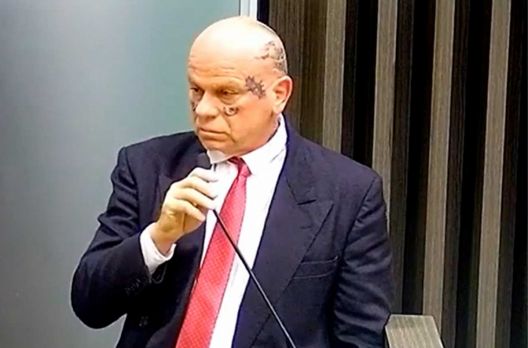 Discussão entre vereadores marca sessão da Câmara de Araranguá 