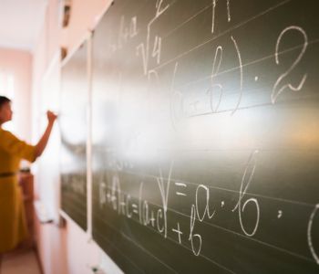 Alteração no calendário escolar gera preocupação entre profissionais da educação de Maracajá