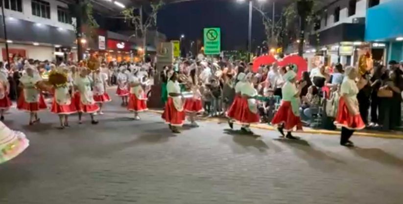 Abertura Natal das Avenidas 2025: evento contou com a inauguração da nova concha acústica