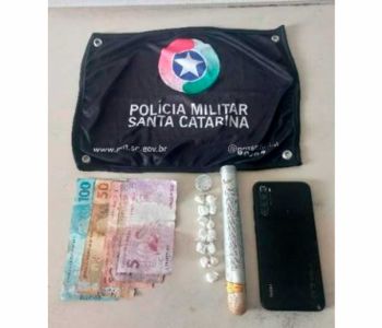 Adolescente de 16 anos é apreendido por tráfico de drogas em Praia Grande