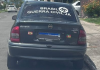 Veículo com referência à “guerra civil” e suástica é visto em via pública de Araranguá