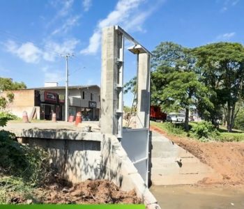 Rui Barbosa recebe instalação de comporta