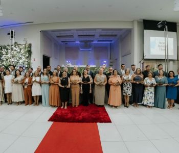 Câmara de Vereadores de Araranguá realiza a 24ª edição do Troféu Alzira Rabelo Elias e presta homenagem às mulheres