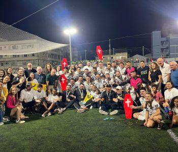Amigos do Jervis conquistam a Taça Postos Rizzotto do Futebol Sintético