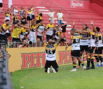 Tigre vence o Náutico nos Aflitos e larga com vitória na Série B