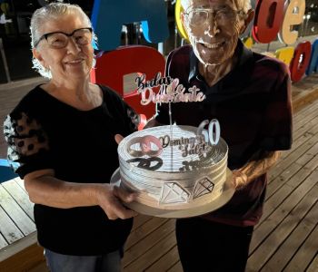 Casal celebra bodas de diamante no Belinzoni