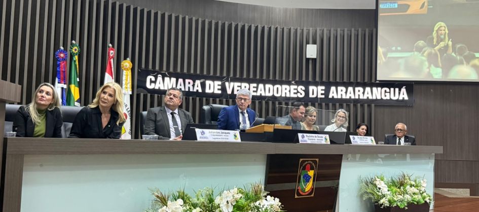 Câmara de Araranguá homenageia Luciane Ceretta com Títul...