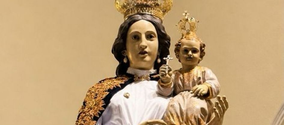 Feriadão movimenta turismo, fé e comércio no Sul catarin...