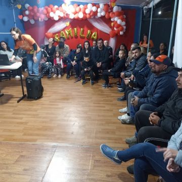 CRAS PROMOVE OFICINA DO PAIF SOBRE MAIO LARANJA