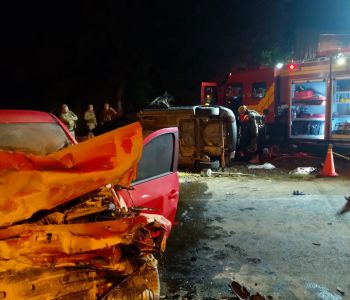 Acidente com múltiplas vítimas deixa dois mortos e quatro feridos em Criciúma