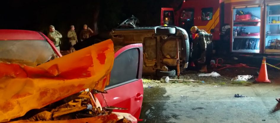 Acidente com múltiplas vítimas deixa dois mortos e quatro feridos em Criciúma