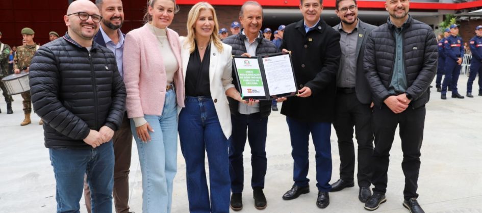 Inauguração do 4º Batalhão de Bombeiros marca assinatur...