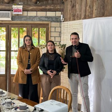 São João do Sul recebe encontro de esposas de prefeitos e vice-prefeitos da AMESC