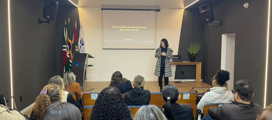 CDL Avança inicia segunda edição com palestra sobre tend...