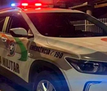 Homem é abordado e PM apreende drogas e dinheiro em Sombrio