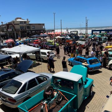 Encontro de Carros Antigos integra a programação da 33ª Festa do Peixe