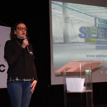 Palestra lotada de Arthur Igreja marca lançamento do FAN 2019