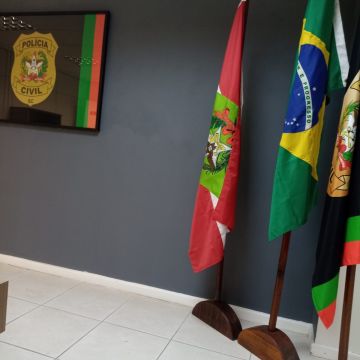 Homem é preso em Camaquã com pena superior a 106 anos por crimes cometidos em Araranguá