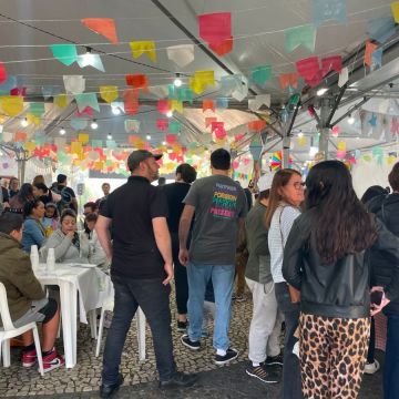 Quarta edição do Arraiá Solidário reúne entidades beneficentes na Praça Nereu Ramos