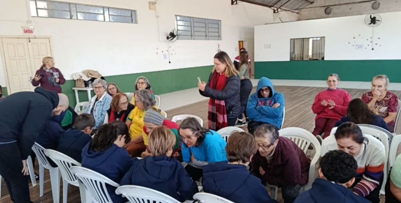 Escola desenvolve projeto sobre política do envelhecimento
