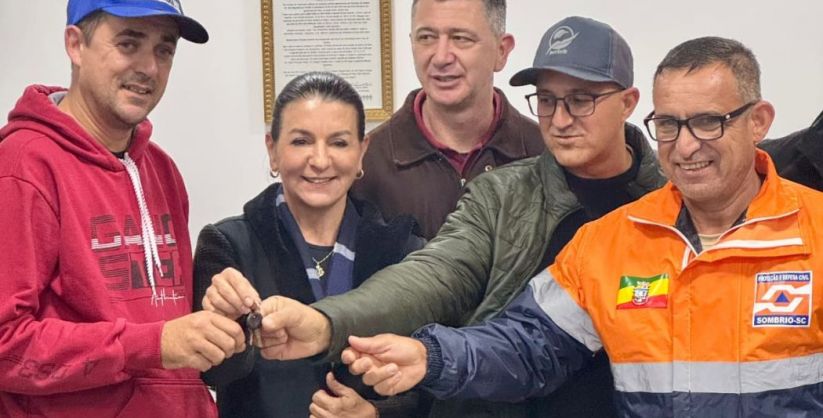 Sombrio: prefeitura recebe novos veículos para reforçar serviços no município