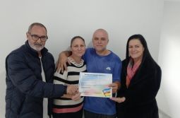 Araranguá: Secretaria de Agricultura entrega nova certificação do SIM