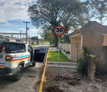 Demutran instala nova sinalização de velocidade na Barranca