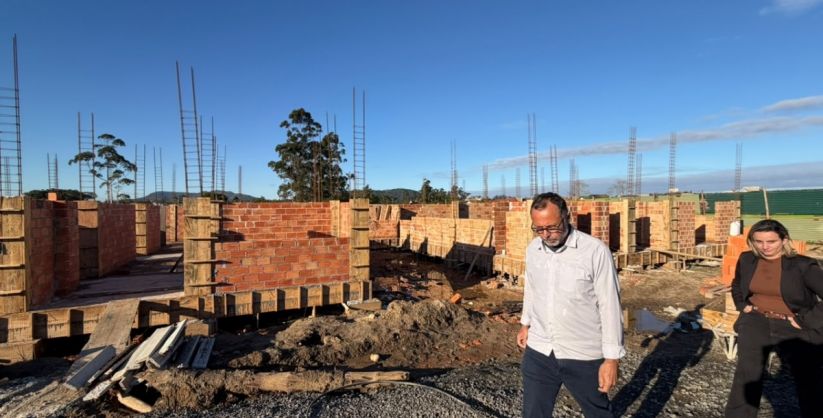 Administração Municipal acompanha andamento de importantes obras em Maracajá