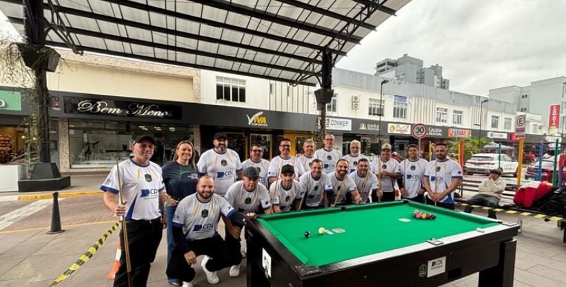 Torneio de Sinuca movimenta o calçadão durante o Sábado Mais em Araranguá