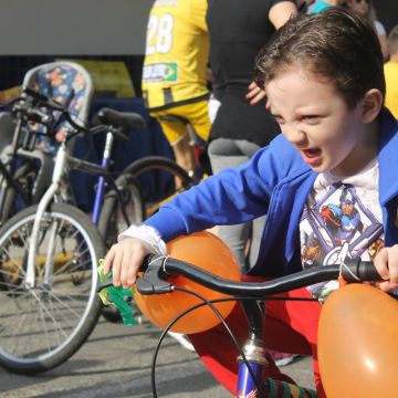 Mais de 300 pessoas reunidas no Passeio Ciclístico da Família Futurão